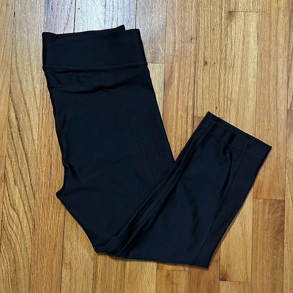 UA Heat Gear 3/4 Length Compression Tights